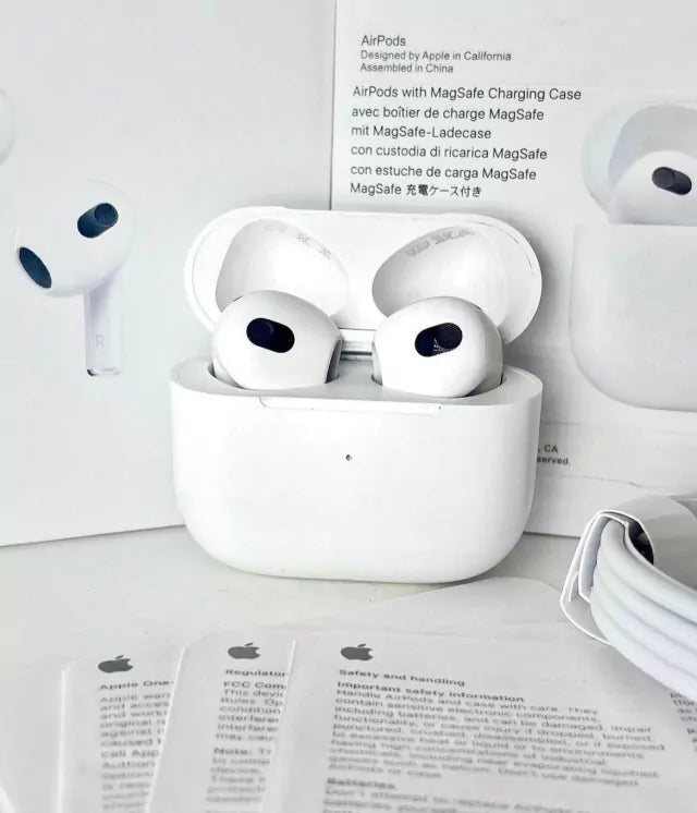 🎧 AirPods (3ra Generación) – Sonido Espacial. Más Magia. Más Comodidad.